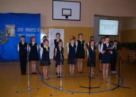 23.10.2012r. XV rocznica nadania imienia Jana Pawła II szkole podstawowej w Goździe Lipińskim