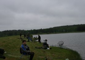 Zawody wędkarskie o "Tytuł Mistrza Stowarzyszenia SUM" - zbiornik wodny Biszcza-Żary 24.05.2015r.
