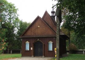 Kościół w Bukowinie pw. „Ofiarowania NMP” wzniesiony z drewna w latach 1674-75, potem wielokrotnie odnawiany i przekształcany, był onegdaj własnością profesorów Akademii Zamojskiej.