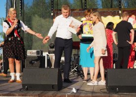 Rodzinny ekopiknik "Naturalnie lubelskie" Dzień Miodu i Pieroga 24 lipca 2022r.