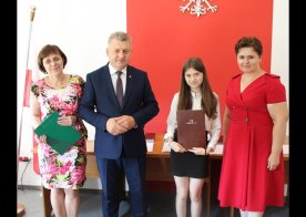Stypendia na zakończenie roku szkolnego 2023/2024