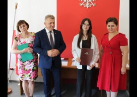 Stypendia na zakończenie roku szkolnego 2023/2024
