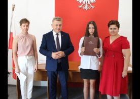 Stypendia na zakończenie roku szkolnego 2023/2024